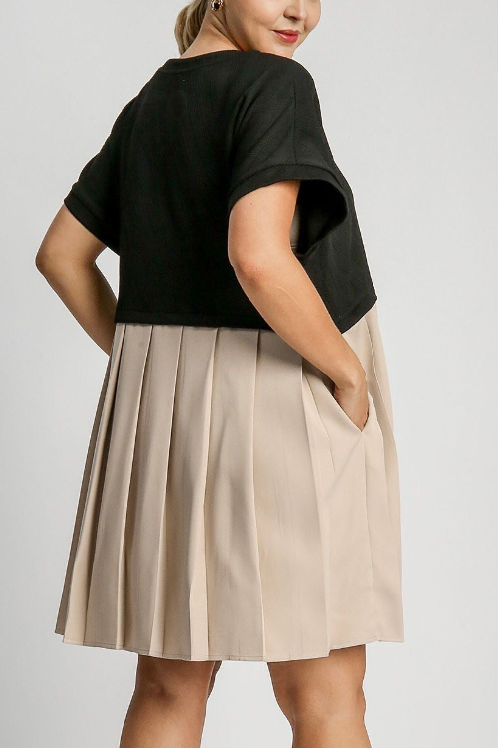 Pleated Dress with Side Pockets