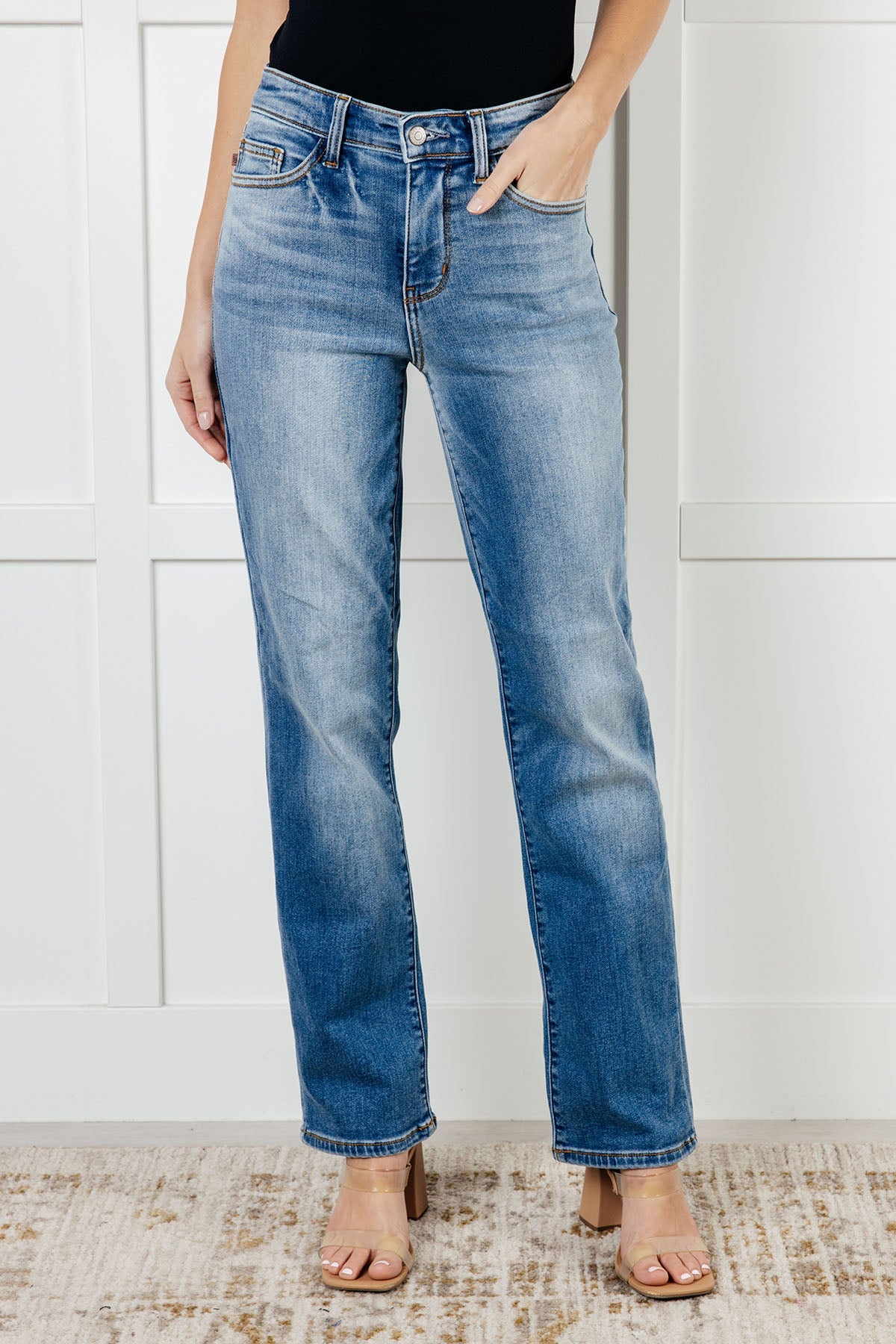 Judy Blue Vintage Wash Thermal Lined Straight Jeans