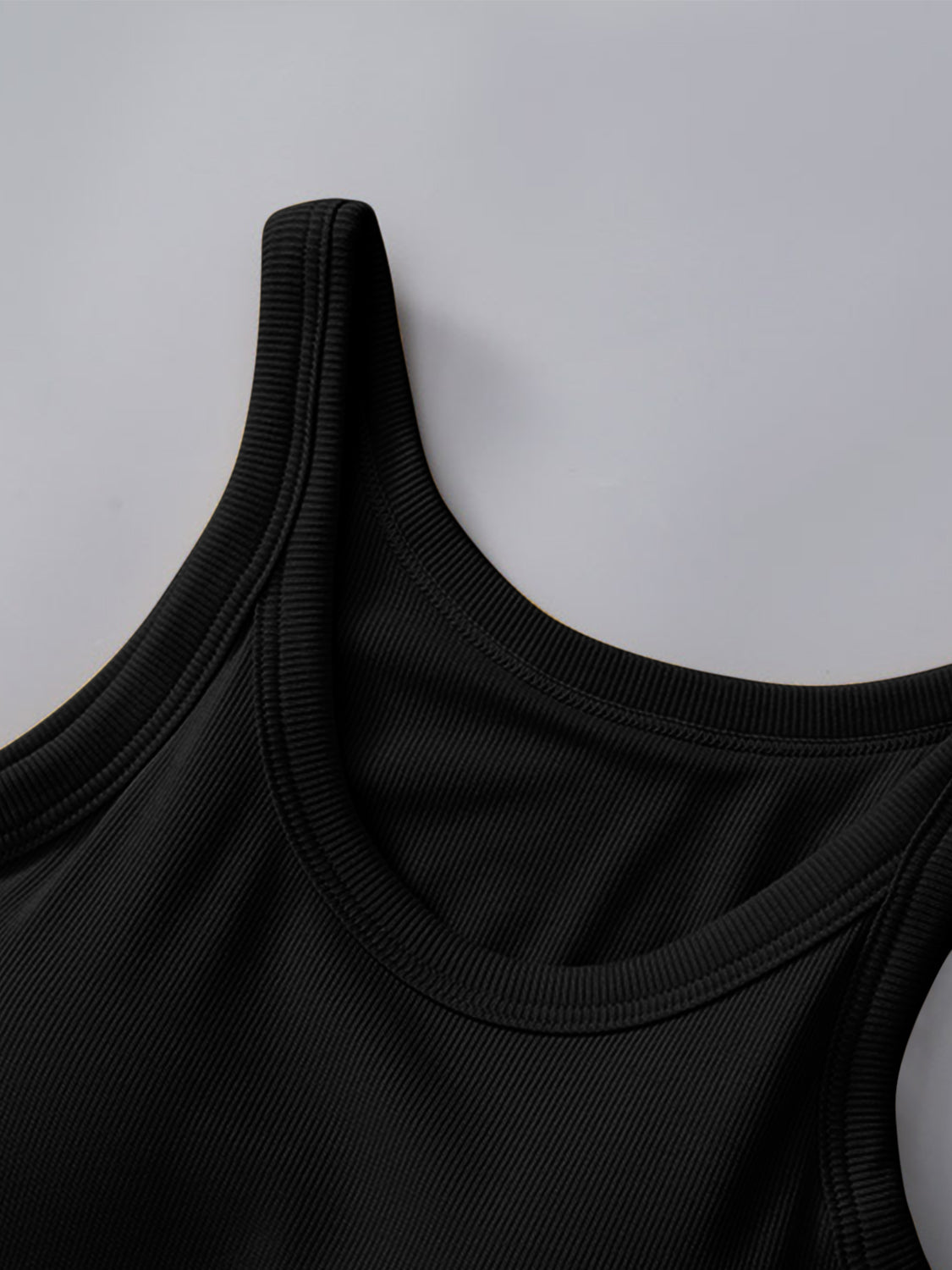 Basic Round Neck Tank Top with Bra